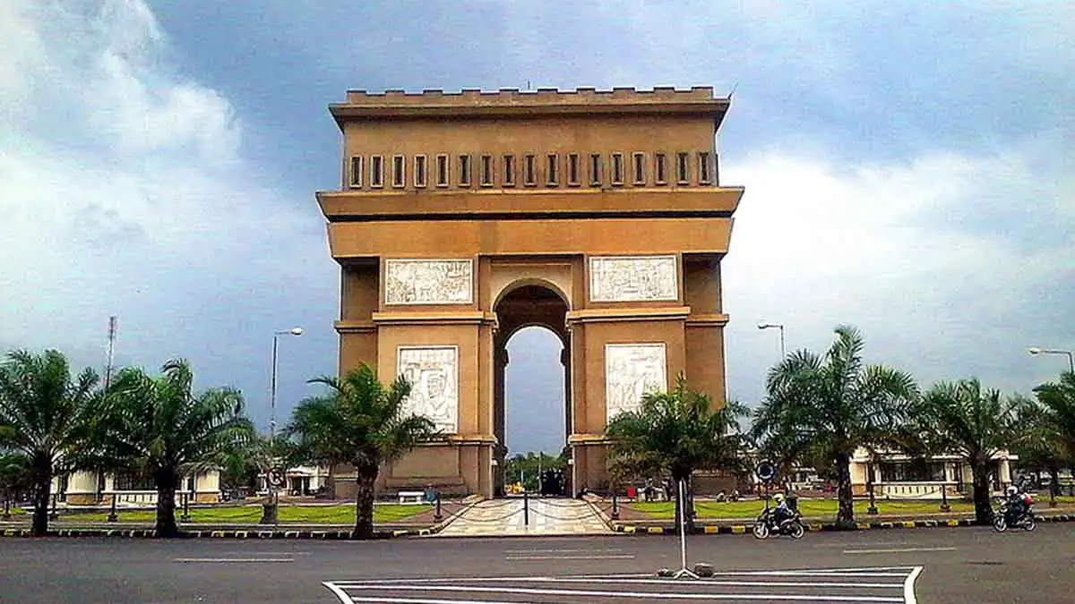 Travel Kediri Kudus